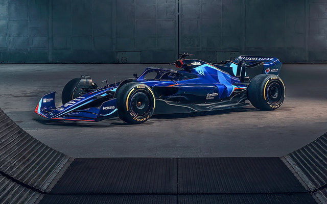 williams-f1-unveils-its-new-2022-car-the-fw44-12.jpg